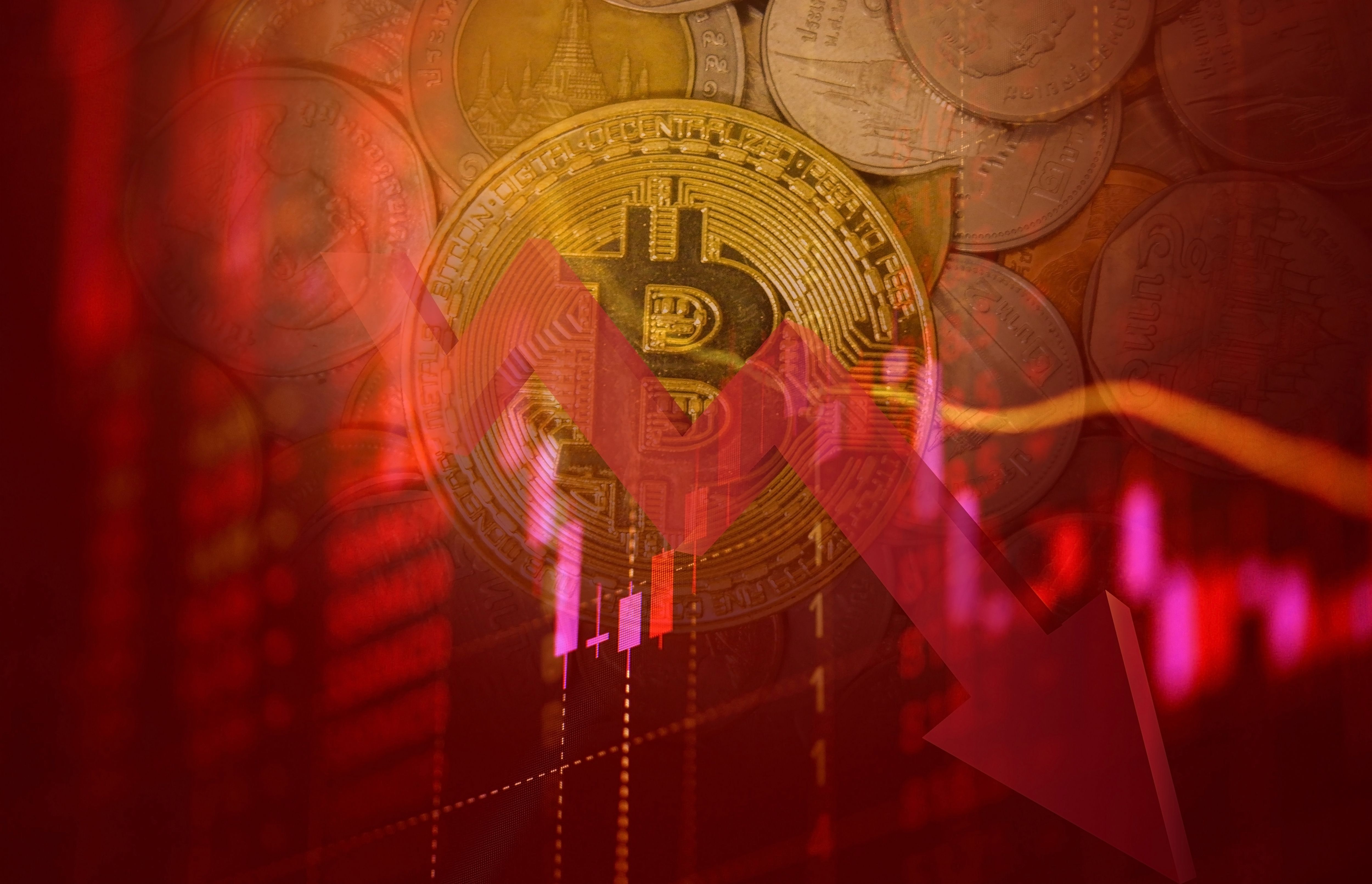 Crypto-Linked Stocks Dip As Bitcoin Falls Below $60K: Retail Reactions Mixed