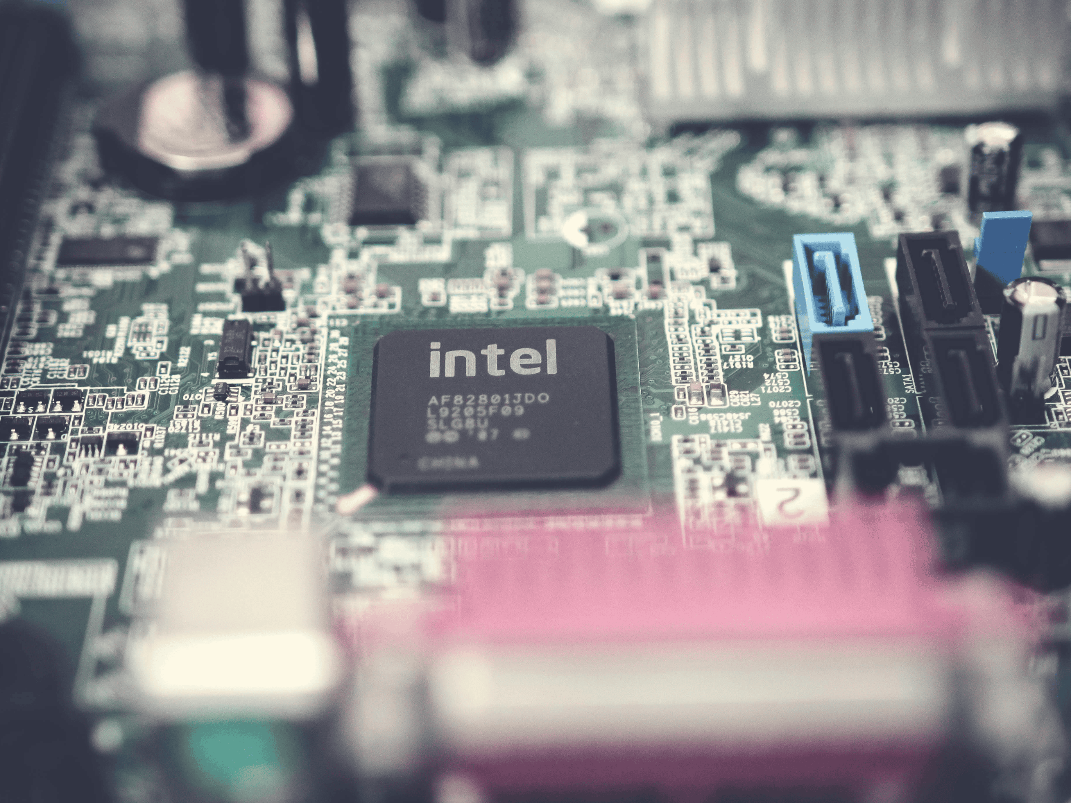 Intel will reports its Q3 earnings after markets close on Thursday. | Source: Pexels