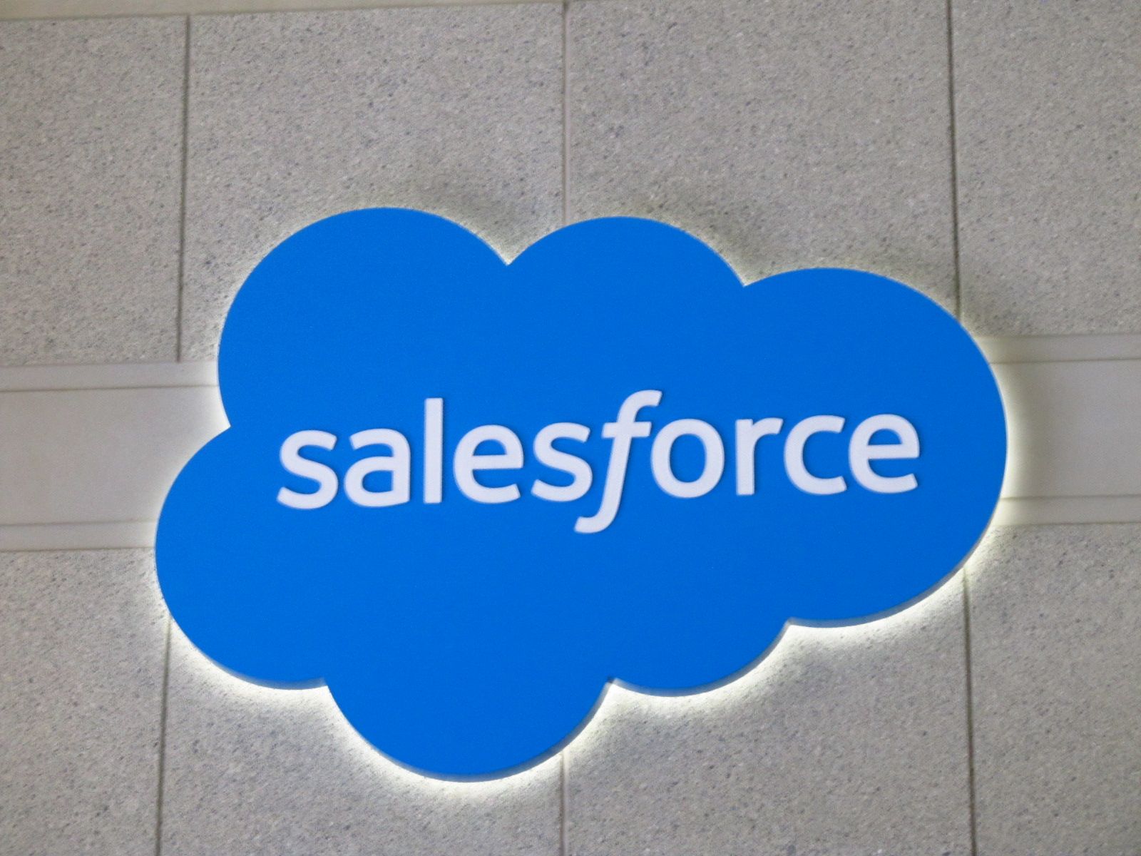 Salesforce stock remains down more than 3% this year, weighed down by concerns over high AI-related capital expenditures and slowing sales growth projections.