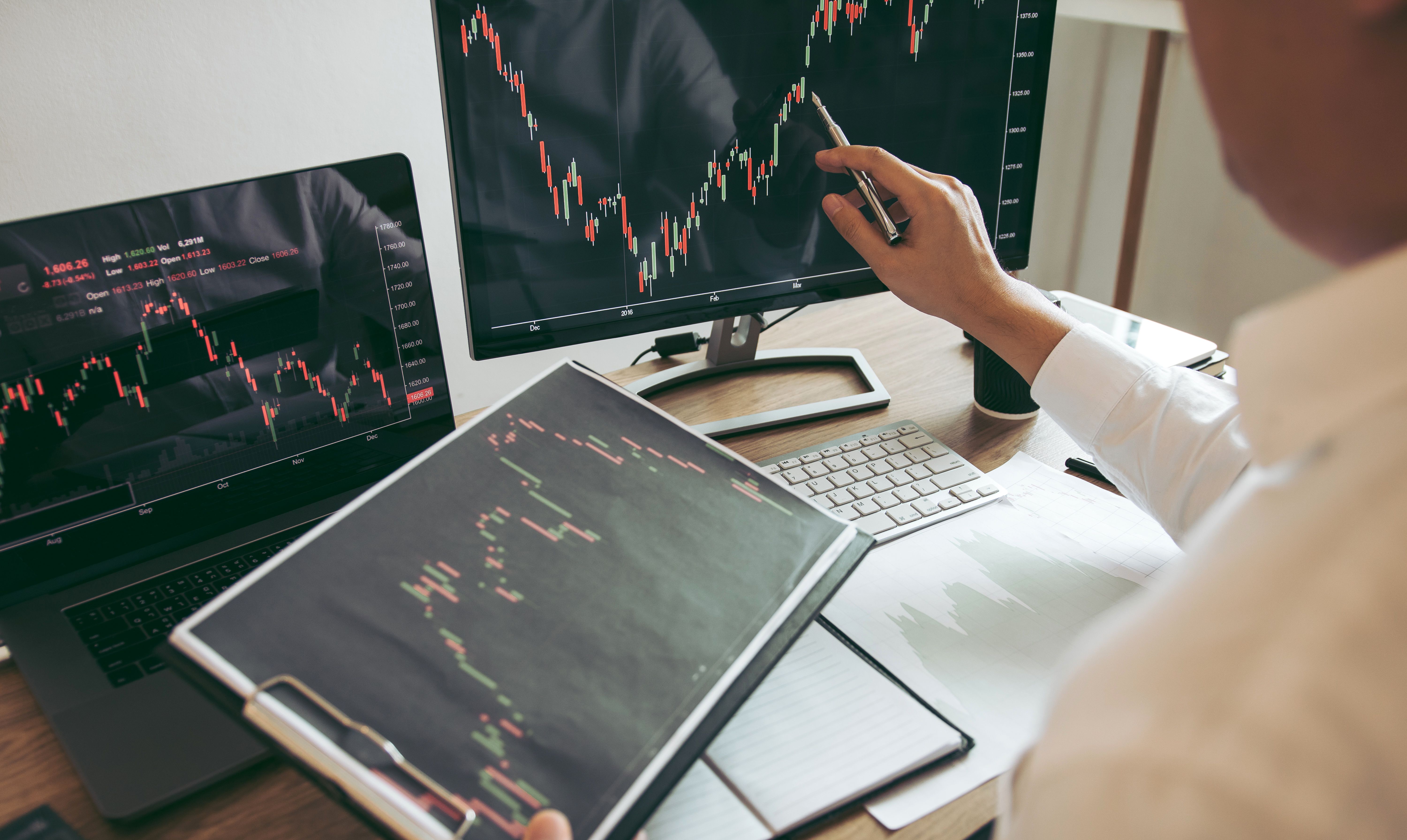 Retail sentiment for Enphase turned sharply negative following the earnings report