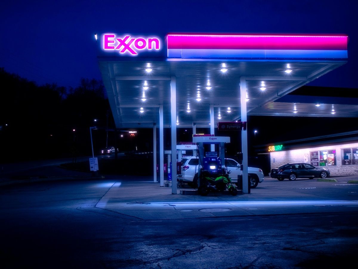 According to UBS, Exxon expects a total addressable market of $6 trillion by 2050 for its low-carbon businesses. | Image Source: Unsplash