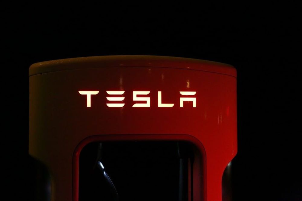 While Tesla’s stock (TSLA) has risen 0.6% so far in 2025, Stellantis’ stock (STLA) has declined 21% over the same period. (Photo credit: Getty Images)